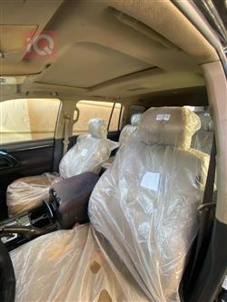 تۆیۆتا لاند کروزەر